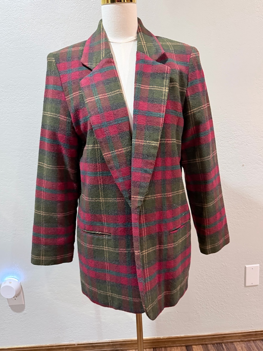 Vintage 90s Requirements Women's Green & Red Plaid Blazer Jacket 8 M